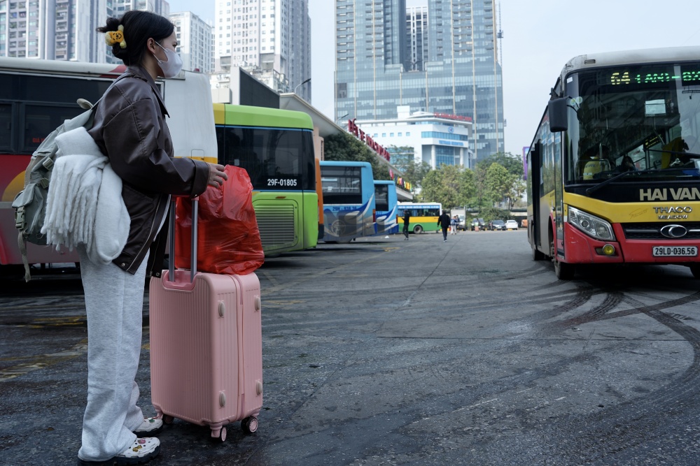 Hà Nội: Người dân tạm biệt Thủ đô, về quê đón Tết Hà Nội: Người dân tạm biệt Thủ đô, về quê đón Tết
