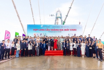 Hợp long cầu Hoàng Gia kết nối trực tiếp Vinhomes Royal Island với trung tâm Hải Phòng