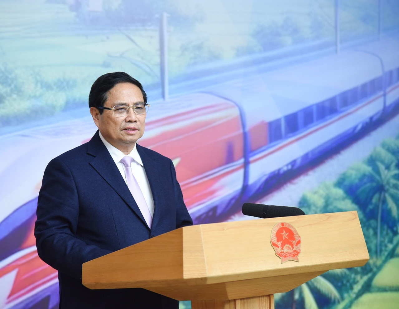 Thủ tướng: Quyết tâm xây dựng bằng được ngành công nghiệp đường sắt - Ảnh: VGP/Nhật Bắc