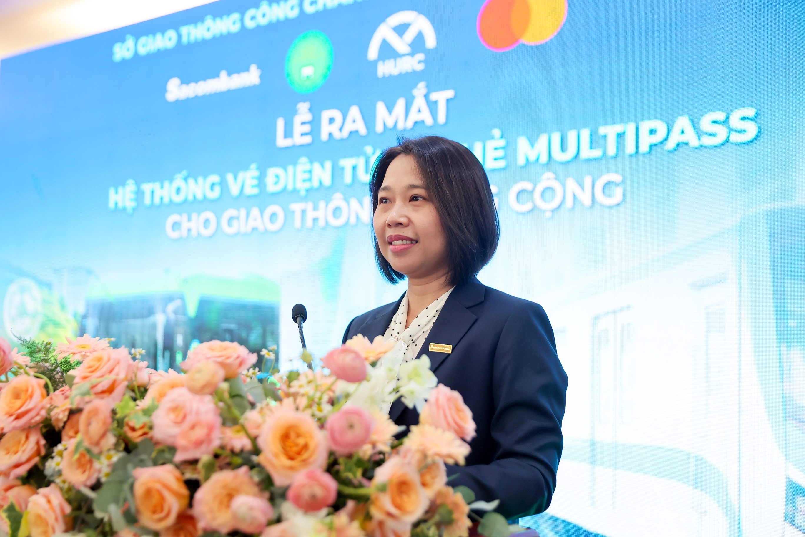 à Nguyễn Phương Huyền - Quyền Giám đốc Khối Khách hàng Cá nhân Sacombank phát biểu tại sự kiện