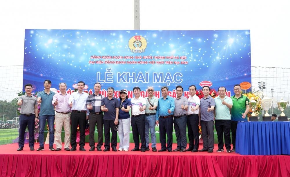 29 đội bóng tham gia Cup Bóng đá Mùa Xuân lần thứ 20 – năm 2024 29 đội bóng tham gia Cup Bóng đá Mùa Xuân lần thứ 20 - năm 2025