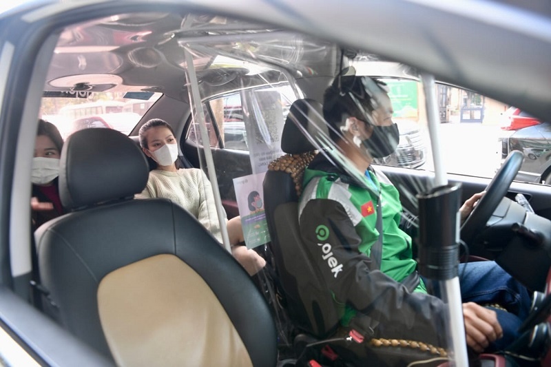 gojek chinh thuc trien khai dich vu goi xe o to cong nghe gocar tai ha noi