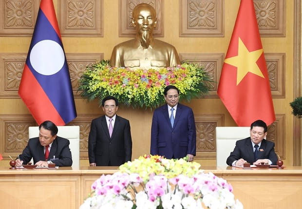 thu tuong pham minh chinh hoi dam voi thu tuong lao phankham viphavanh