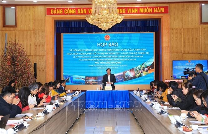 doi moi tu duy de bac trung bo va duyen hai trung bo phat trien nhanh ben vung