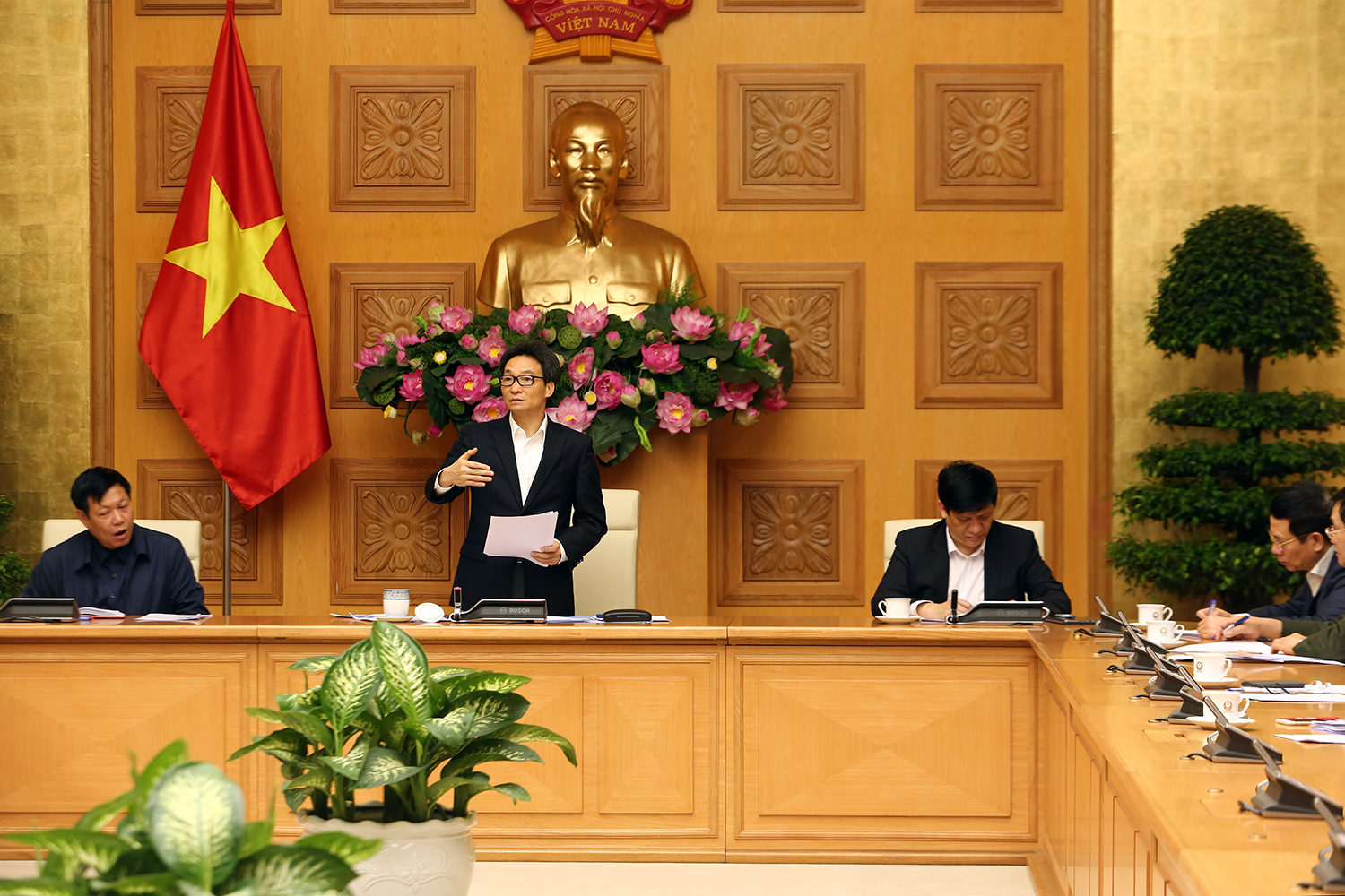 Đại dịch diễn biến nhanh, phải tăng tốc độ ứng phó