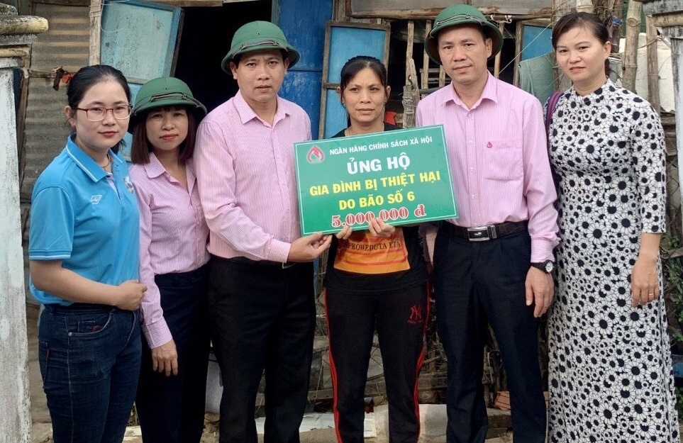 nhcsxh tham va ung ho tinh quang ngai khac phuc hau qua cua bao so 6