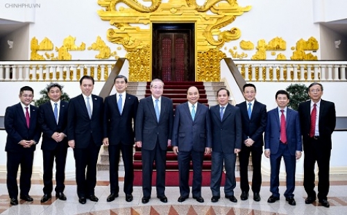 Thủ tướng Nguyễn Xuân Phúc tiếp Chủ tịch Ngân hàng Sumitomo Mitsui