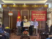 Ngành Ngân hàng Đà Nẵng ủng hộ gần 400 triệu đồng cho đồng bào bị thiệt hại do bão số 9