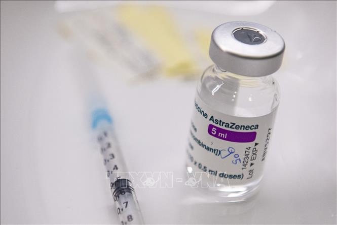 ha noi cho phep rut ngan khoang cach giua 2 mui vaccine astrazeneca con 4 tuan