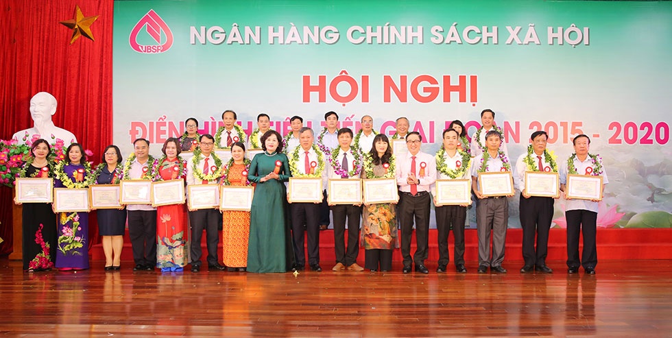 tin dung chinh sach xa hoi lan toa cung phong trao thi dua 103722