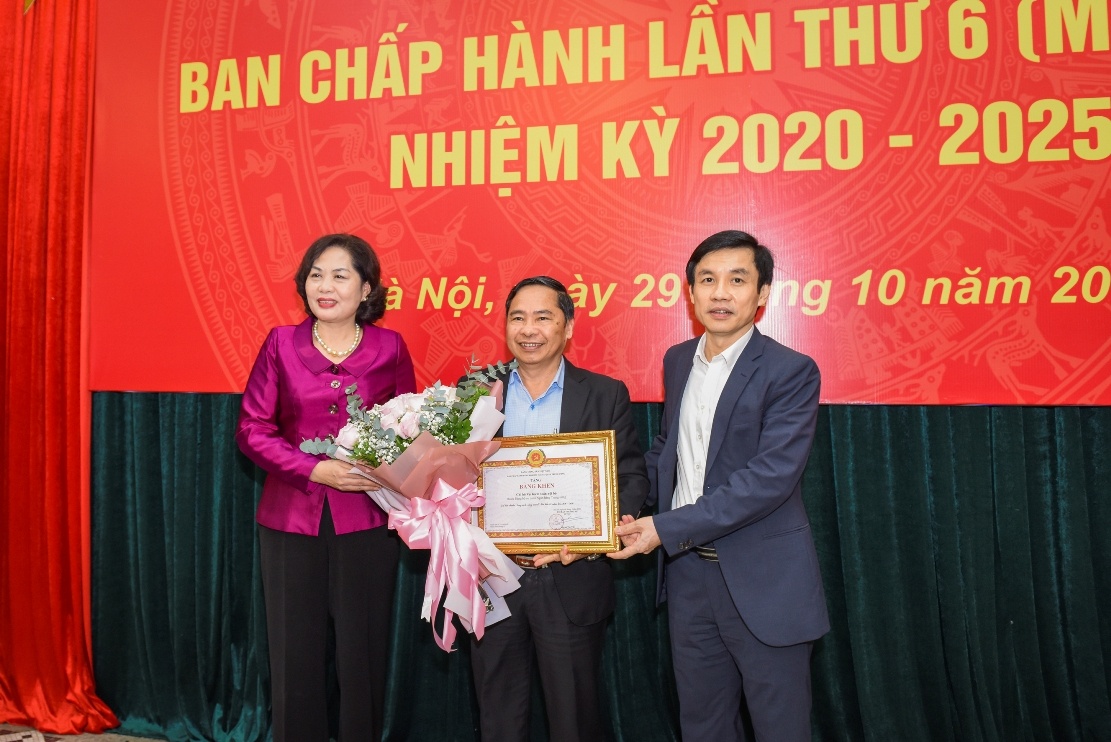 hoi nghi ban chap hanh dang bo co quan ngan hang trung uong lan thu 6