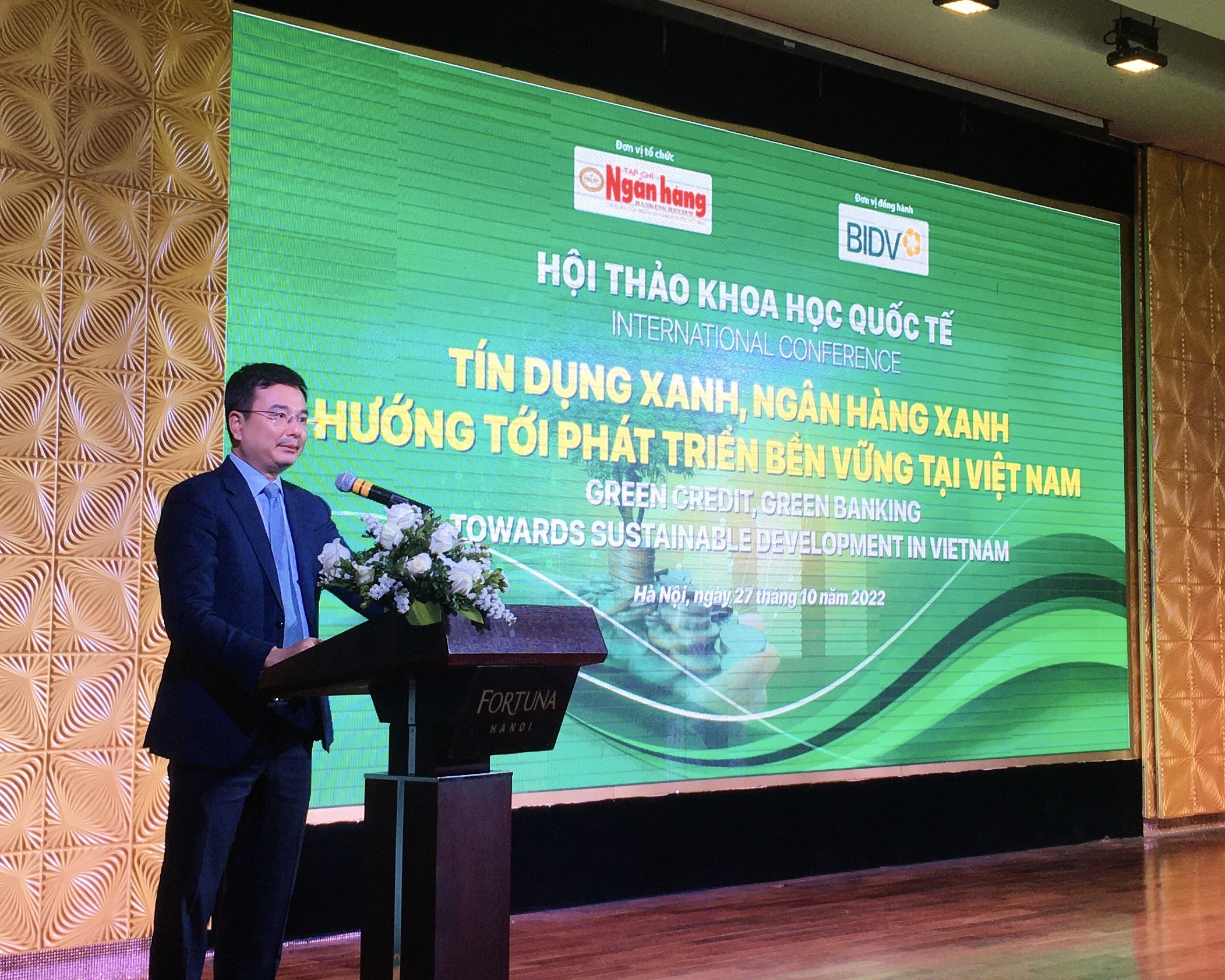 tin dung xanh ho tro tich cuc qua trinh tang truong ben vung
