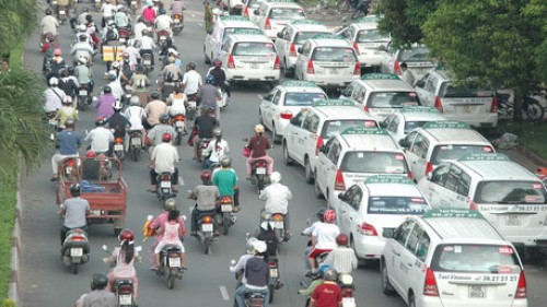Hà Nội yêu cầu các DN vận tải ôtô giảm giá cước
