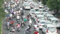 Hà Nội yêu cầu các DN vận tải ôtô giảm giá cước