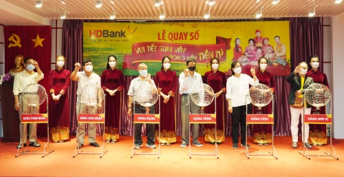 hdbank da tim ra ty phu trong chuong trinh vui tet sum vay dong day tien ty