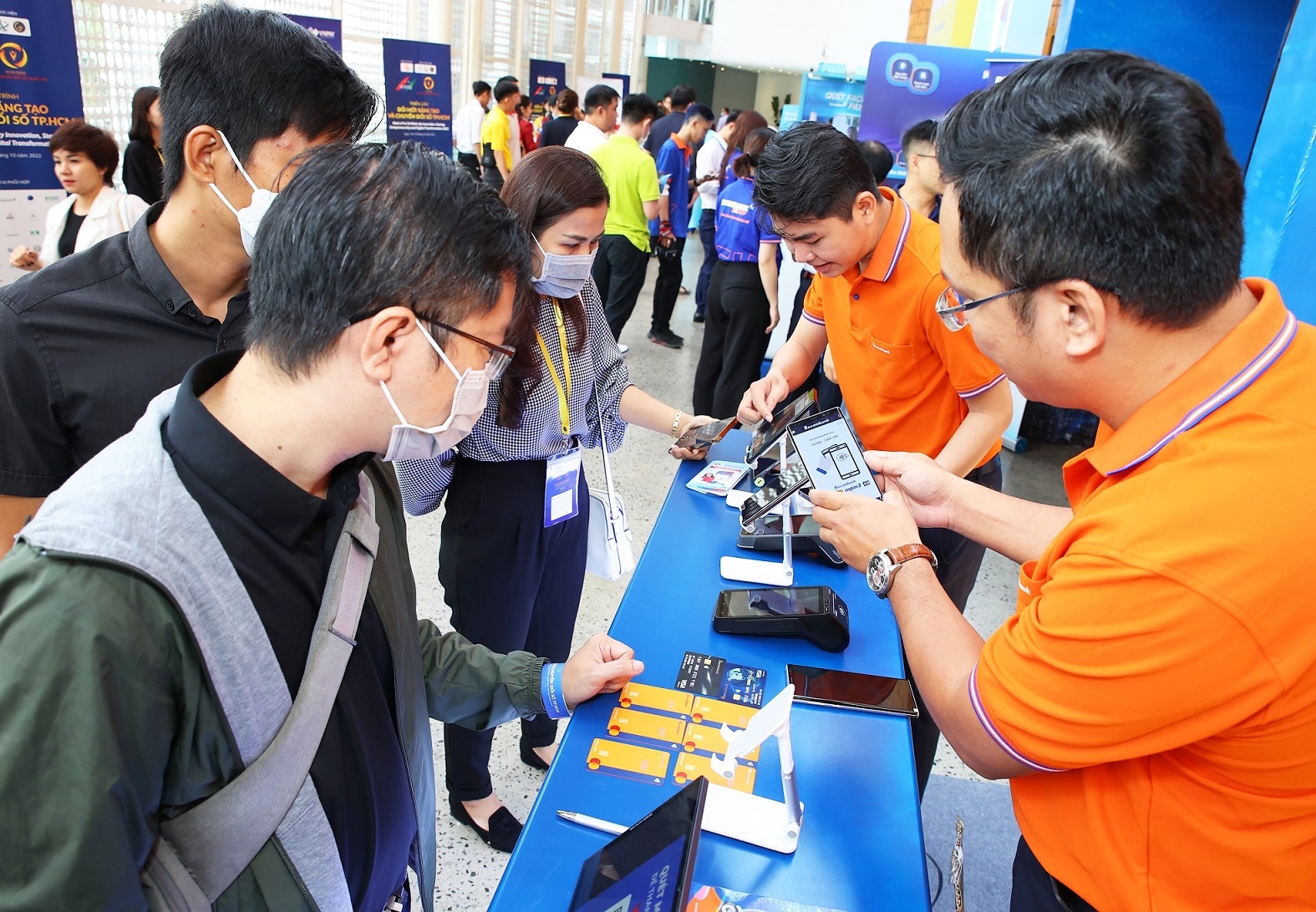 sacombank gioi thieu cong nghe thanh toan tai tuan le doi moi sang tao va chuyen doi so tphcm 2022