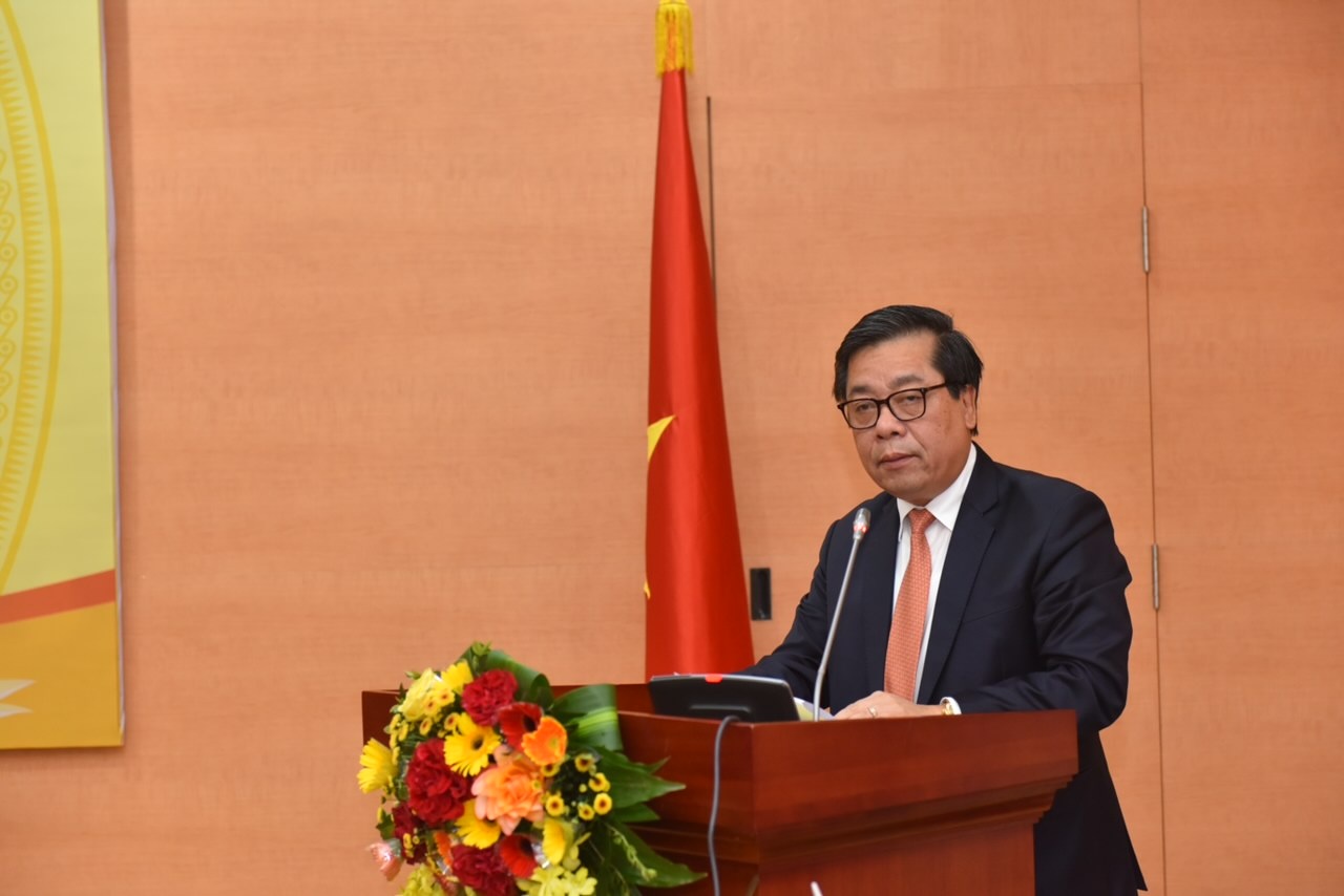 cic cong bo mo hinh cham diem tin dung the nhan tren nen tang cong nghe va thuat toan moi