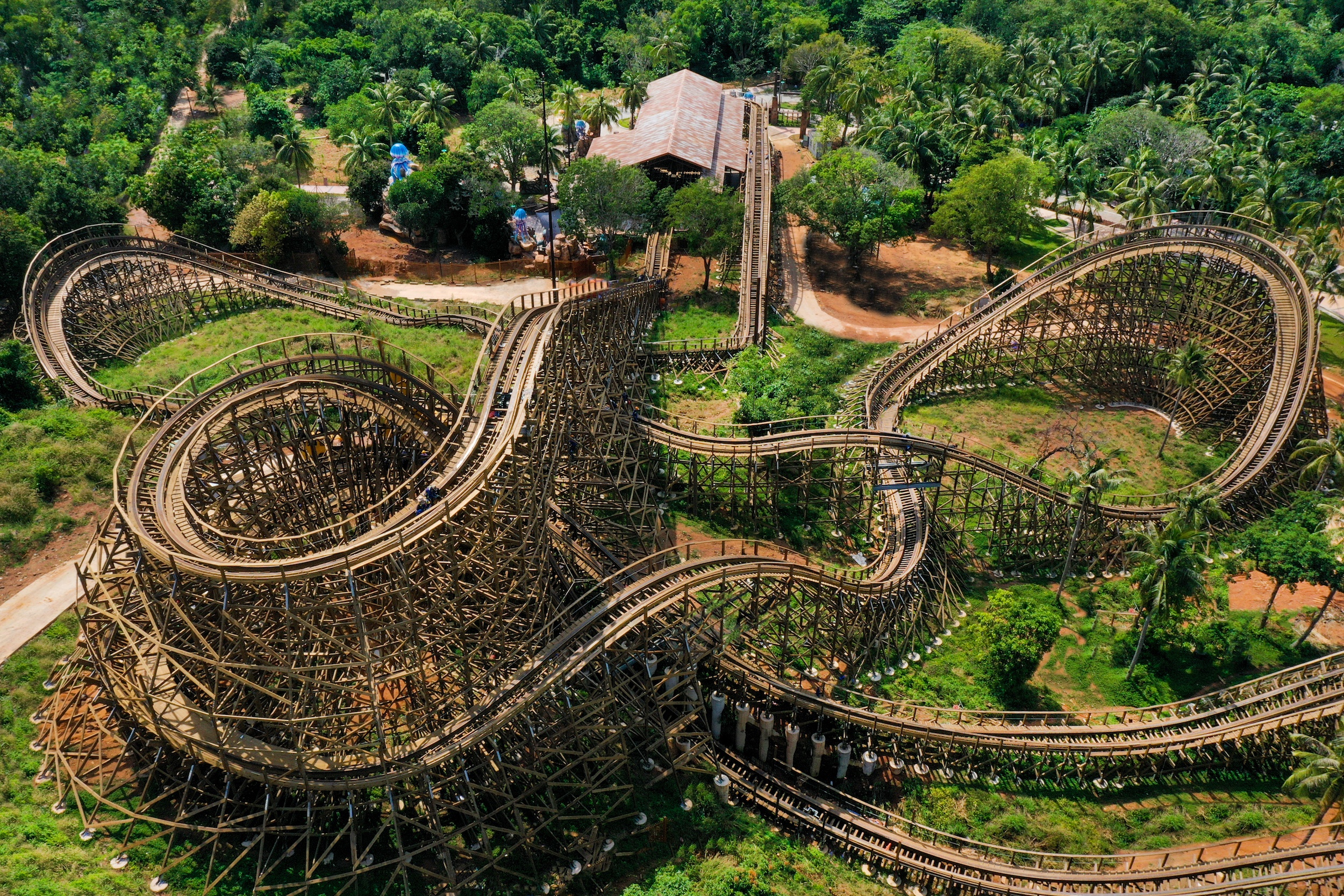 sun world hon thom nature park bung no tet nay voi game moi lan dau tien co tai viet nam