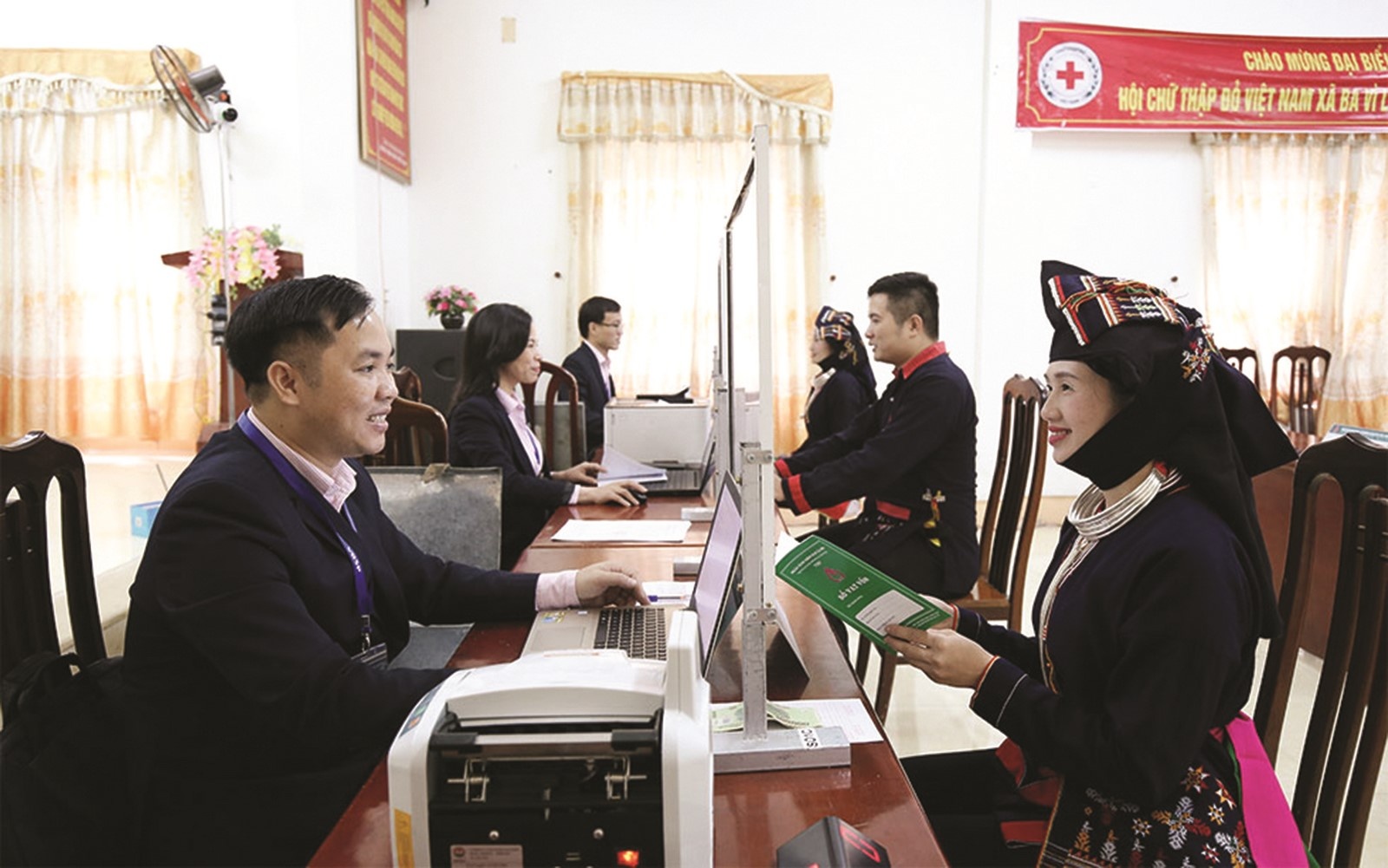 Mang mùa xuân yêu thương đến với người nghèo Thủ đô mang mua xuan yeu thuong den voi nguoi ngheo thu do