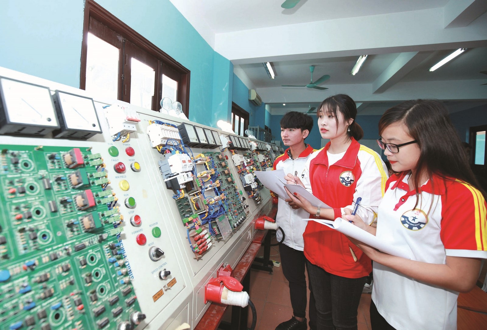 tap trung vao tai cau truc cong viec