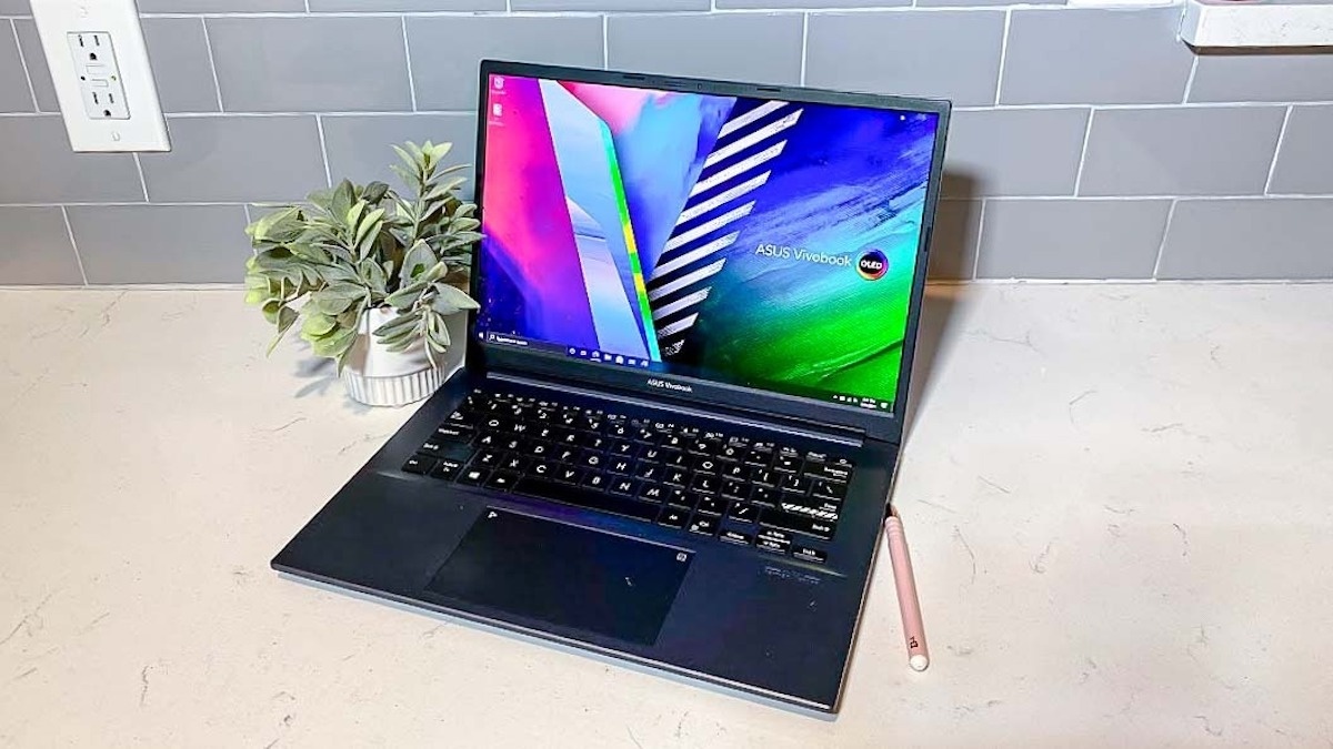 loat laptop 14 inch noi bat tam gia 20 trieu dong