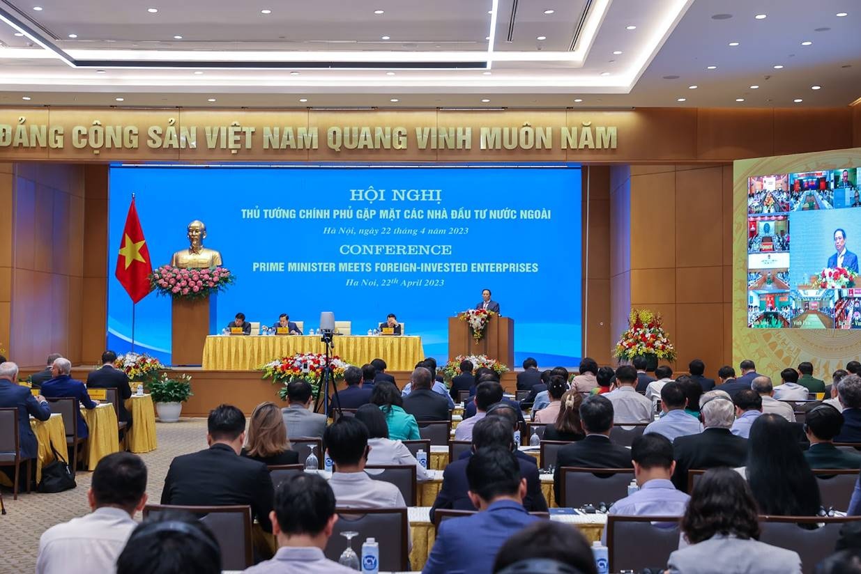 moi truong thuan loi minh bach de cung thanh cong
