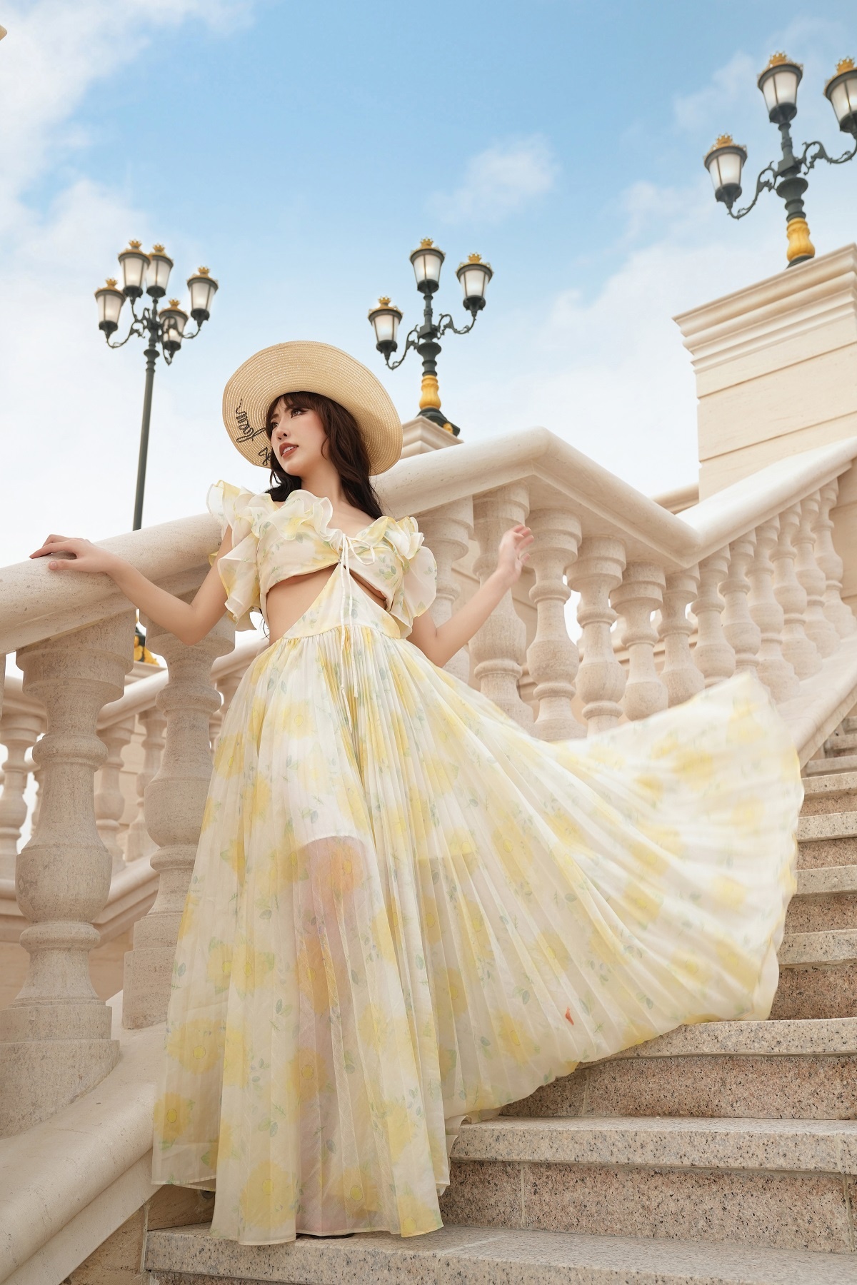 xuat hien quang truong pho di bo dep tung centimet chuan troi au o phia dong thu do