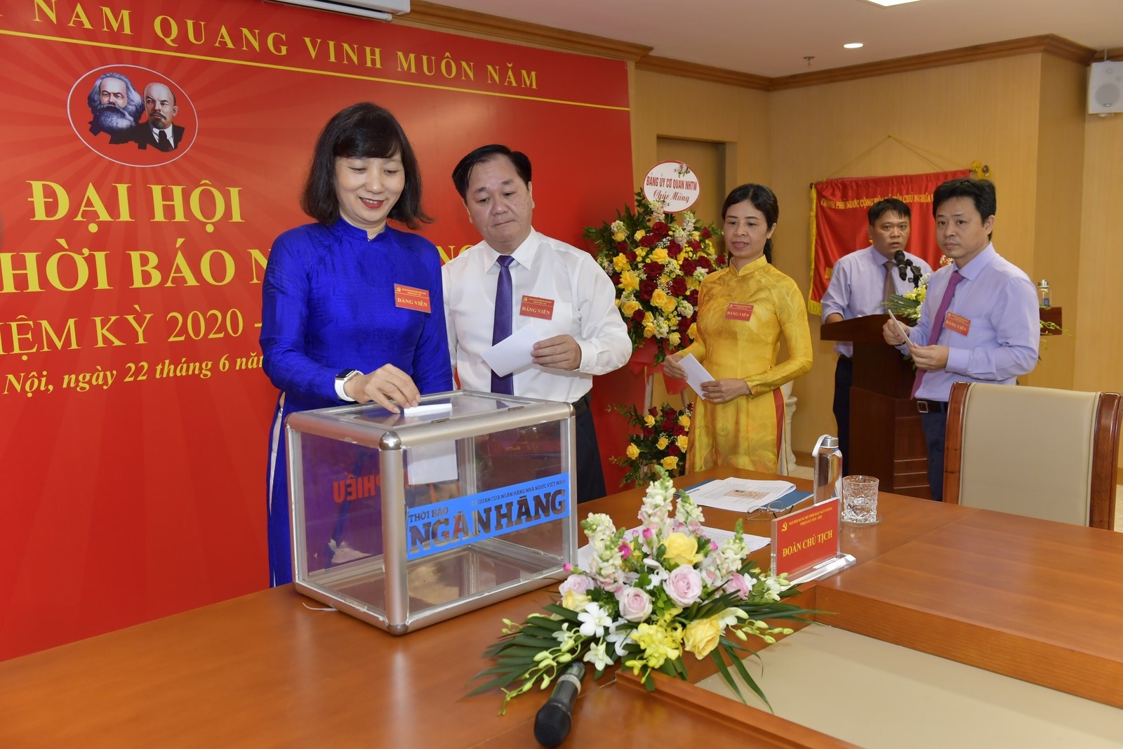 dai hoi dang bo thoi bao ngan hang nhiem ky 2020 2025 thanh cong tot dep
