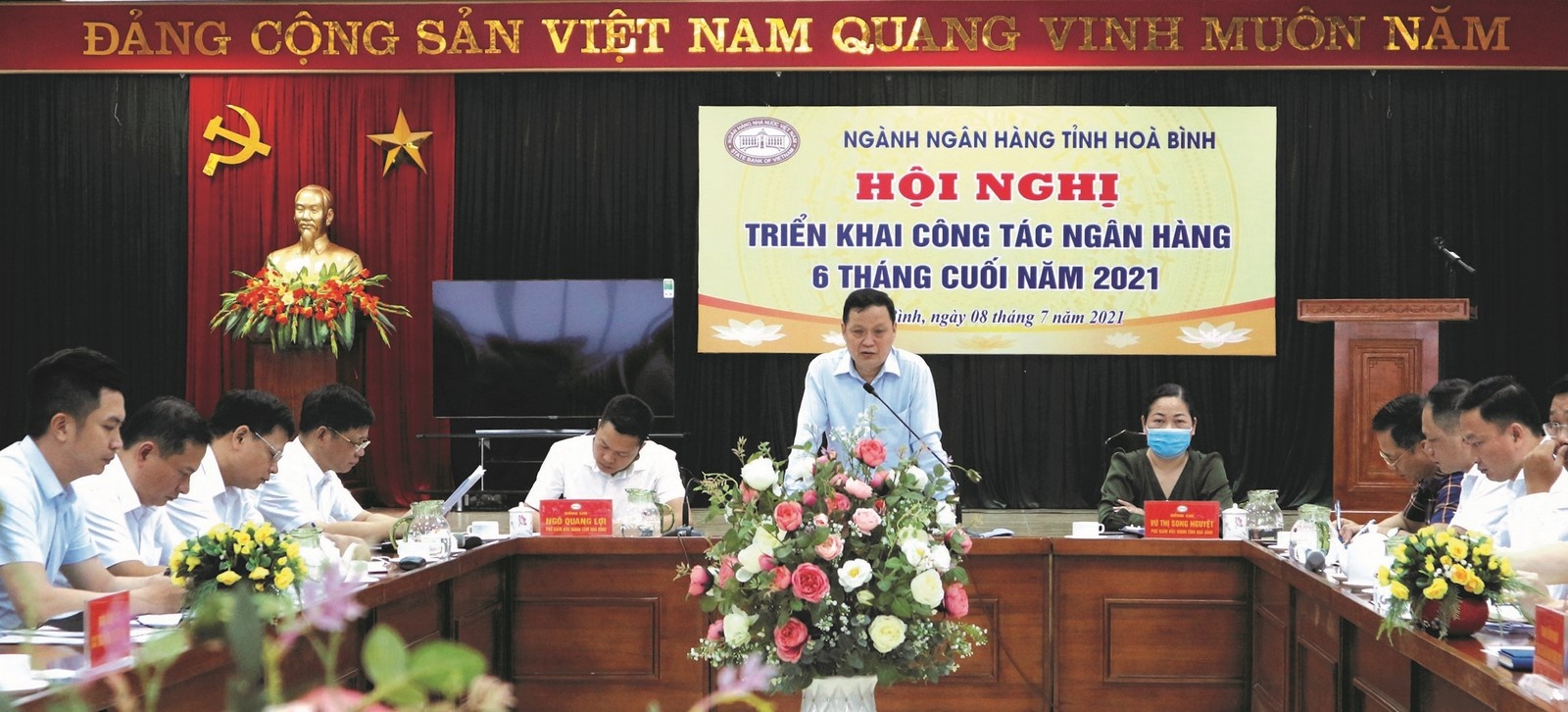nganh ngan hang tinh hoa binh nang cao chat luong tin dung day manh ho tro nguoi dan doanh nghiep