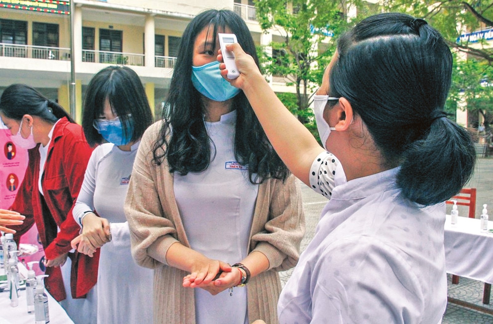 Tổ chức thi, đảm bảo phòng chống dịch Covid-19