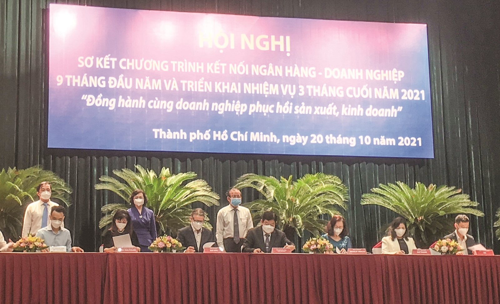day manh cung ung von phuc hoi kinh te