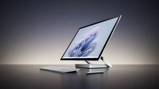 microsoft ra bo ba surface gia nghin usd