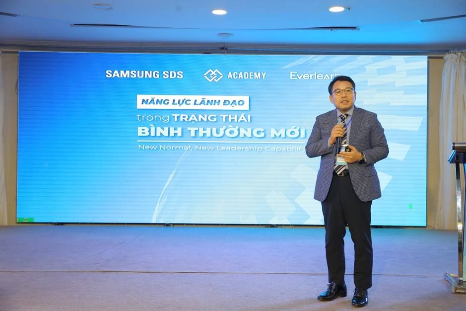vuot qua khung hoang va kho khan con nguoi la yeu to quyet dinh