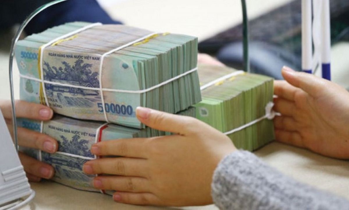ngan sach vuot thu 91 so voi du toan boi chi con 34 gdp