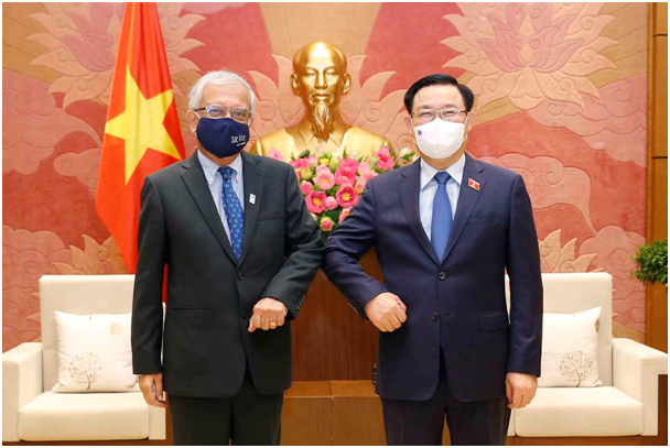 Chủ tịch Quốc hội Vương Đình Huệ tiếp Điều phối viên Liên Hợp Quốc