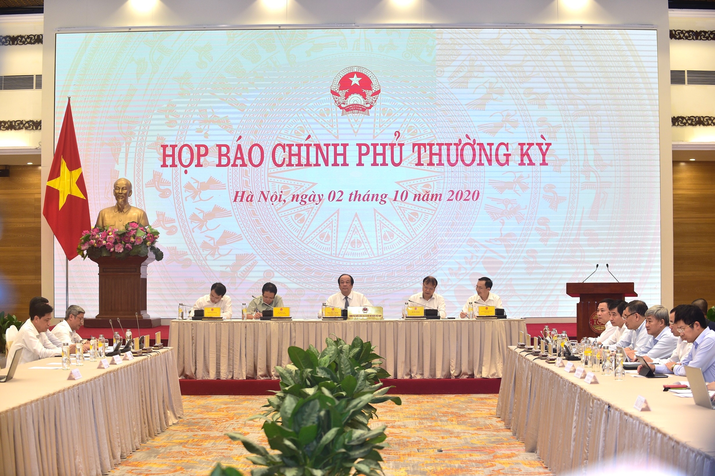 tang truong tin dung dat tren 9 la kha thi