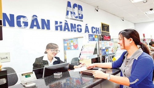 acb giam lai suat cho vay ho tro khach hang cuoi nam