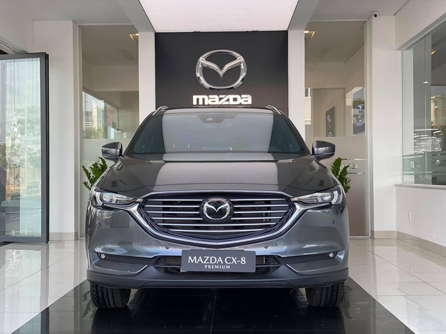 Giá bán thấp nhất của Mazda CX-8 chỉ còn 927 triệu đồng