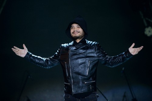 Còn mãi hương sắc “Bông hồng thủy tinh” Còn mãi hương sắc “Bông hồng thủy tinh”