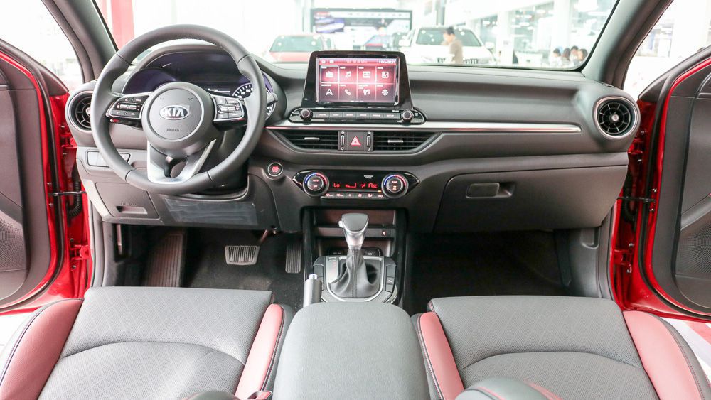 top 3 xe sedan hang c re nhat hien nay