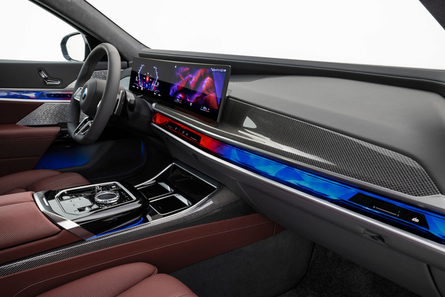 BMW 7-Series 2023 ra mắt