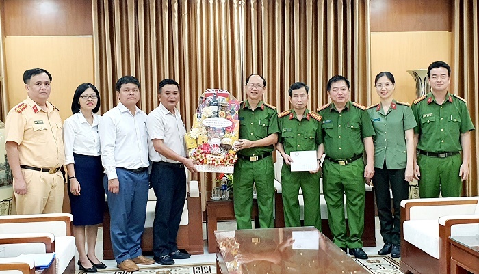 nhnn cn tp da nang chuc mung thanh cong pha chuyen an cuop tai san ngan hang