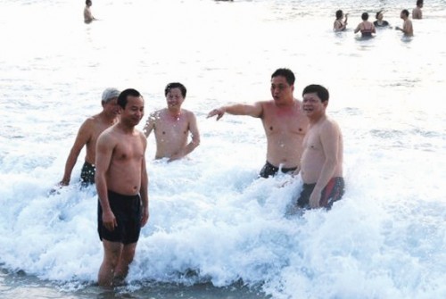 Những động thái tích cực