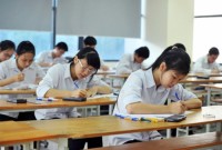 Thấy gì khi đề thi tham khảo sai sót?