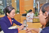 Tiền di động sức bật mới trong thanh toán không tiền mặt