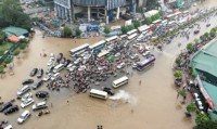 Bao giờ phố hết như sông...