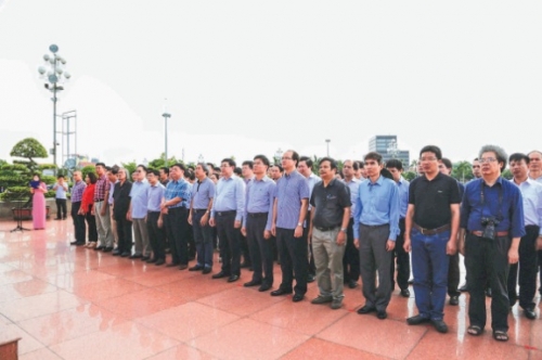 Trên những hành trình tưởng niệm