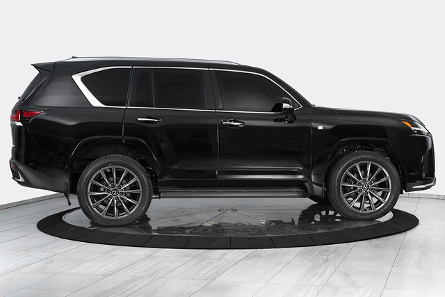 Khám phá Lexus LX 600 phiên bản chống đạn