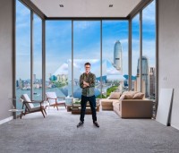 Ra nước ngoài làm việc: Trước 35 tuổi có thu nhập nhiều hơn