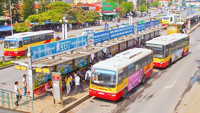 ha noi de xuat mo moi 10 tuyen xe buyt su dung nang luong sach
